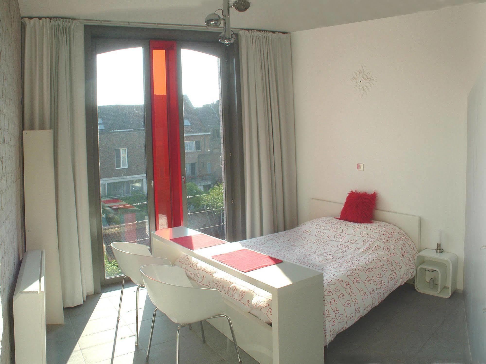 Plant Based B&B Central Brugge Buitenkant foto