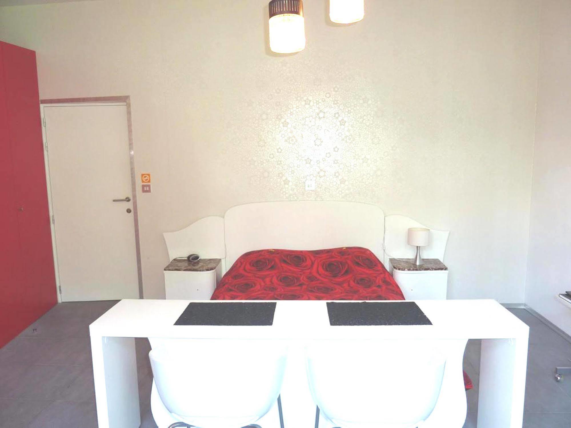 Plant Based B&B Central Brugge Buitenkant foto